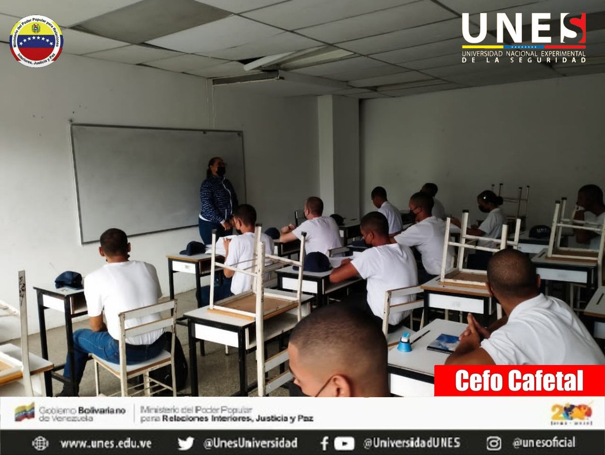 #FestivalMundialDePoesía2022 🇻🇪 
Se impartió la Unidad Curricular  Habilidad de la Comunicación Oral y Escrita, PNF Básico Bomberil en Ciencias del Fuego y Seguridad Contra Incendios, Trayecto II 2022,  por parte de la Docente: Isney Andrade.
<a href="/lacamer/">GRAL LARRY CARRERA</a> @DttoUnes1 @zavarse_fabio
