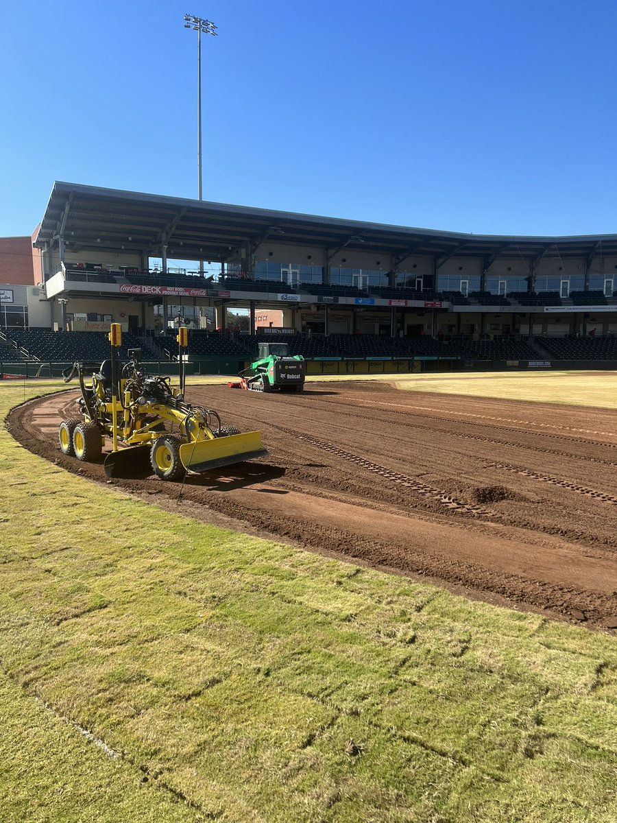 The best way to start the spring season is in the fall <a href="/Homefield_/">Homefield</a> <a href="/DuraEdge/">DuraEdge Products</a>