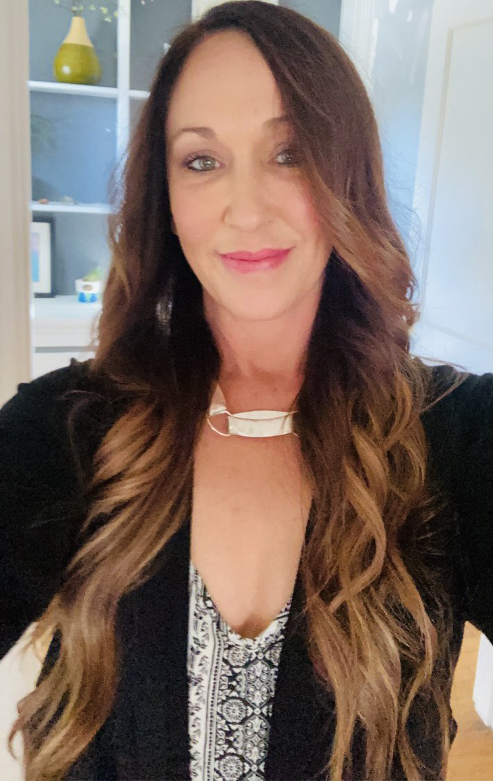 Happy Friday Eve everyone #herecomestheweekend 🤗