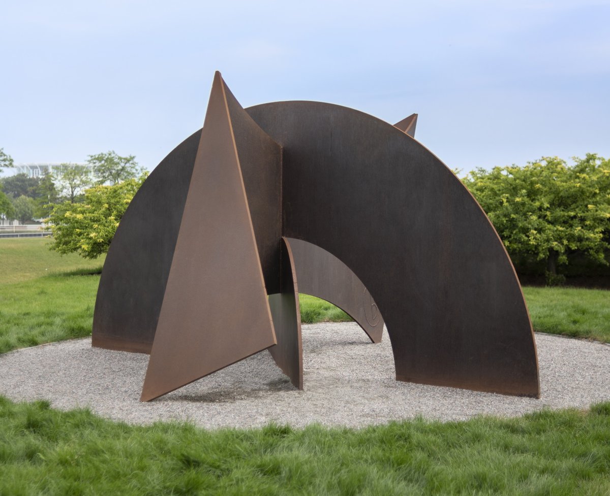 It's never too late to learn about art. Spend some of your weekend exploring everything Sculpture Milwaukee has to offer.

Featured: Betty Gold. "Monumental Holistic III". 1979. 
Milwaukee Art Museum
📸: James Prinz

#Milwaukee #Retirement #Activities
