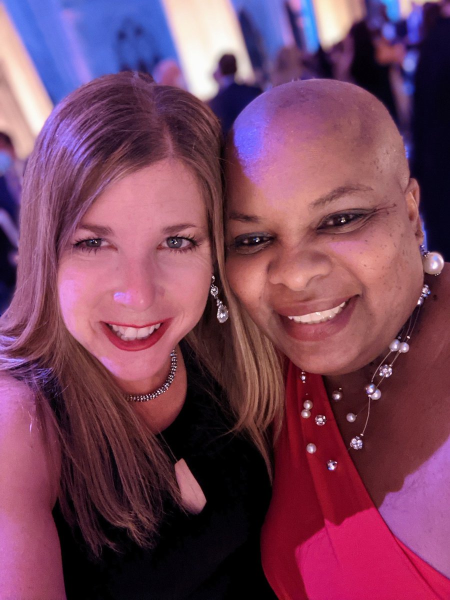 RGriffithDPT's tweet photo. 10/13- I raise @LisaVanHoosePT for reasons. Countless ones.

She is a change maker, a world shaper, a champion, and a bridge builder. She gives without restraint. Wicked smart, compassionate, and talented. A divine spark.

Thank you role model for leading.

#RaiseAPTADay #PTMonth https://t.co/5IJpA8idik