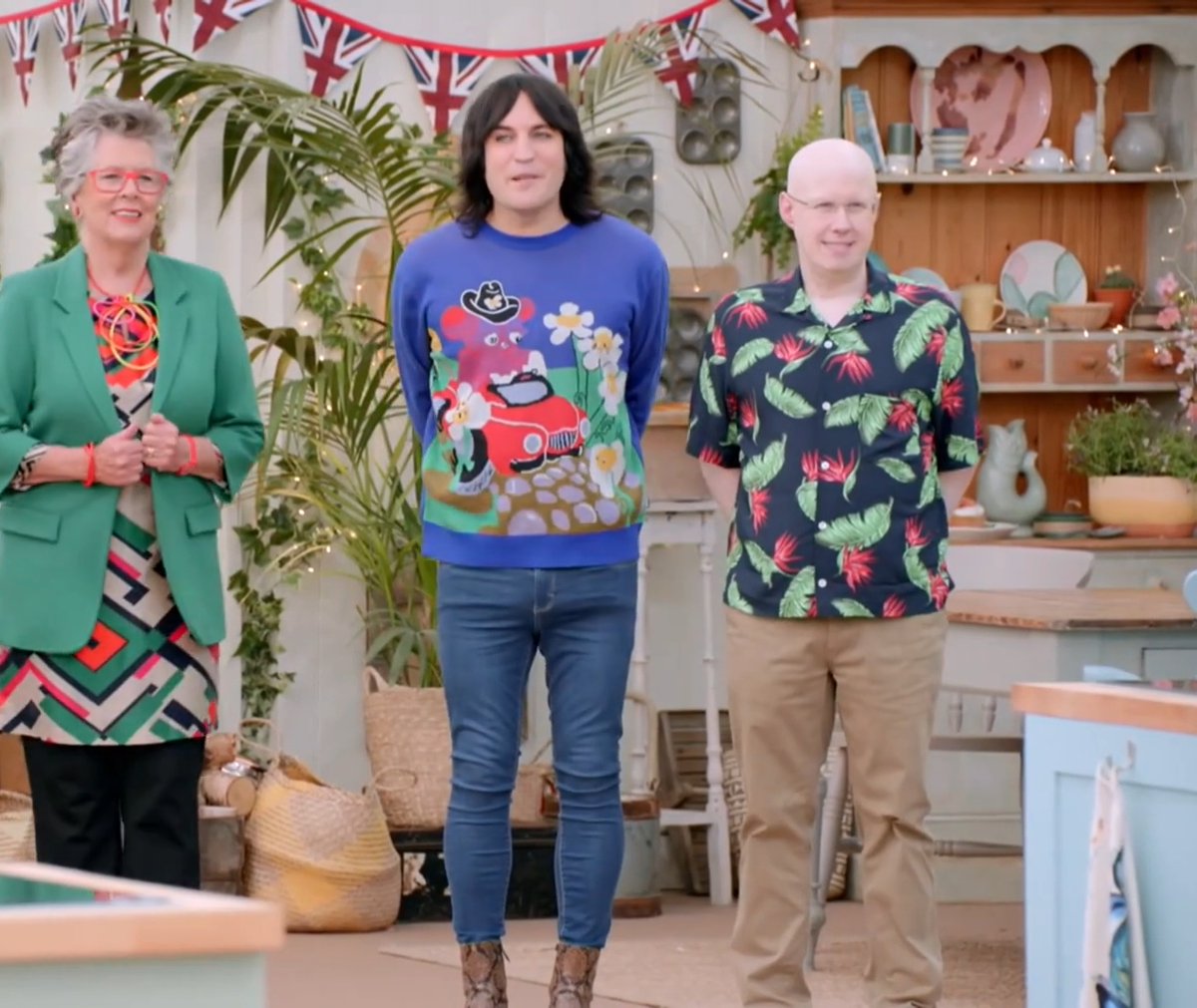 We're on TV! 🐟

Did you spot our Original Gluggle Jugs on the latest <a href="/BritishBakeOff/">British Bake Off</a> episode? We're over the moon to see our Gluggle Jugs on such a well-loved show 🎂

Order yours today through the link down below  ⬇️

🛒 bit.ly/3Nz046N