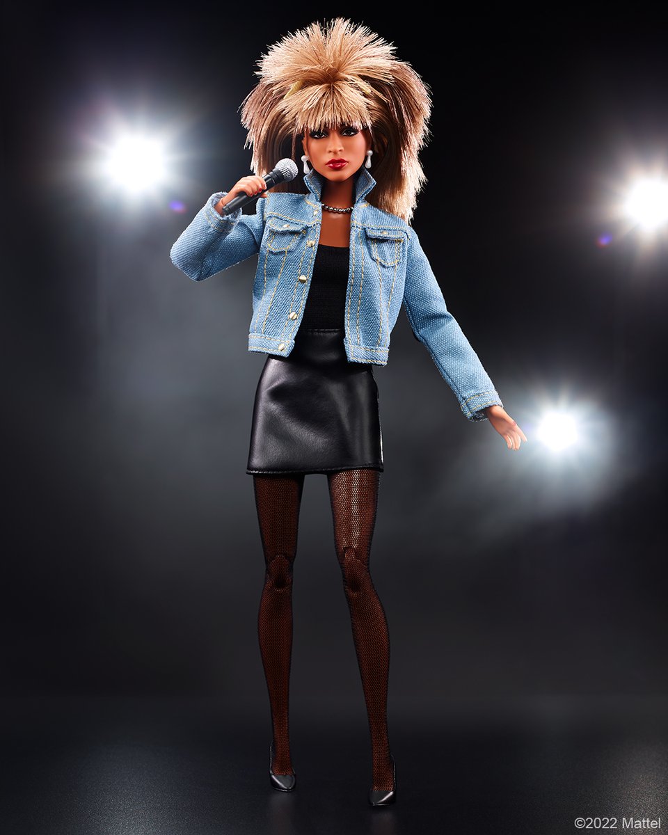 Rockford on Twitter: "RT @Barbie: Simply the best 🎤 #Barbie honors the