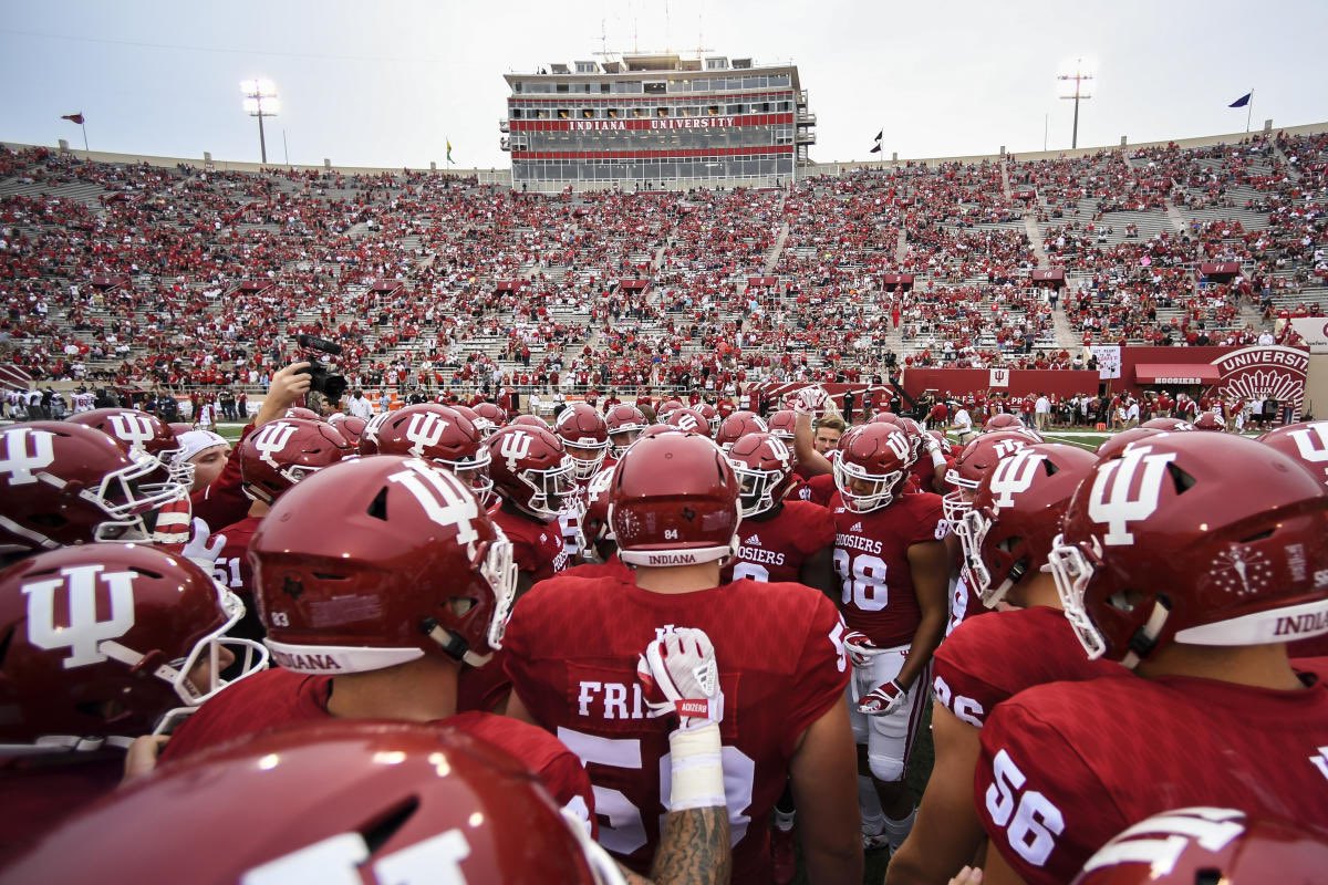 After receiving the great news from @coachryanhansen, I am very blessed to get an opportunity to play for Indiana University !! @SinqueTurner @LemmingReport @AllenTrieu @Rivals_Clint @EDGYTIM @SWiltfong247 @Levi_bradley312 #GolU