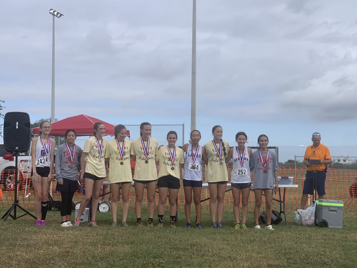Coach_Kowalski's tweet image. Great job by @FulshearXC today! Boys &amp;amp;Girls Varsity both 2nd place and headed to Regionals! Girls &amp;amp; Boys JV both 3rd place!💜 #WeAreFu1shear