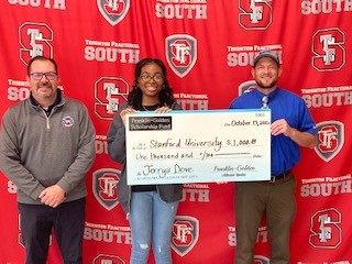 TFSGuidDept's tweet photo. Shout out to Ms. Moore at IMPACT, Elmhurst University, Lewis University &amp; Western Kentucky University for speaking with our juniors. Thank you to Culver's Restaurant, awarding Jerrya Dove a scholarship. 

@wku @LewisUniversity @elmhurst_u @culvers https://t.co/5TsHkhfCFW