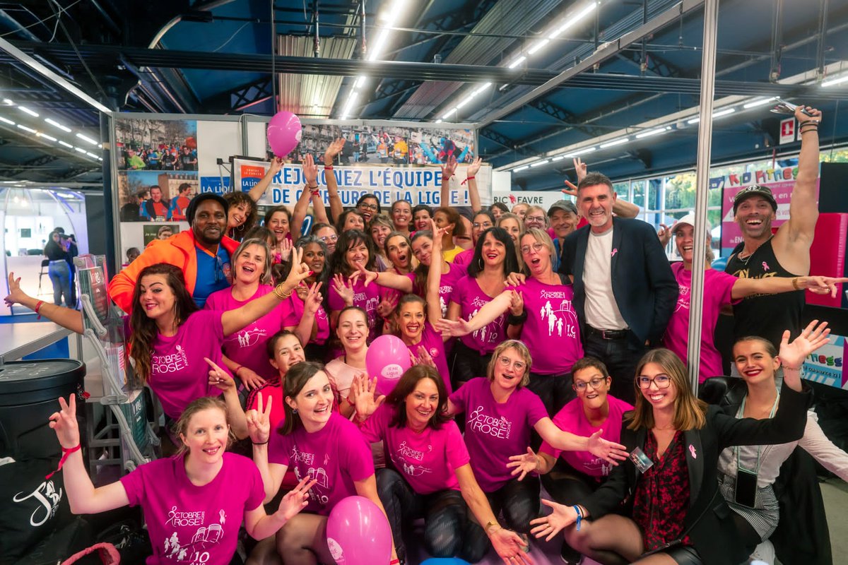 laliguecancer's tweet photo. [#fitexparis]🏋🏽‍♂️Invitée à la 1è édition du nouveau salon du fitness #Fitex du 7 au 9/10 au Parc floral de Paris, la Ligue disposait d’un stand généreusement offert par les organisateurs.

Une superbe occasion de sensibiliser les visiteurs en ce mois de mobilisation. 🎗️#OctobreRose https://t.co/n2bDrNmS2e