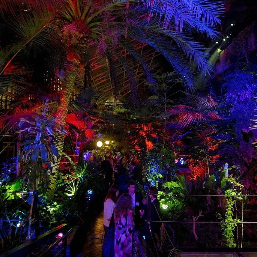 We're super proud to announce we are now official supporting suppliers of entertainment for the brilliant Barbican Centre 🥳🎊🍾 If you need any entertainment ideas for this superb venue or others around town, give us a shout, because we Barbi-Can certainly help! ...Sorry... 🤦