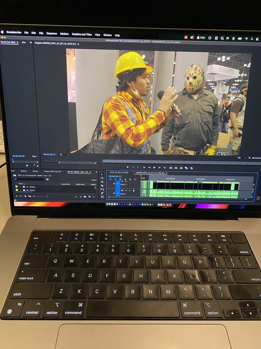 wolfx23official's tweet photo. Flying through the cuts for these interviews from New York Comic Con @LCAPhotoNYC 

#nyccfan #nycc #newyorkcomiccon https://t.co/uAd1TKcztk