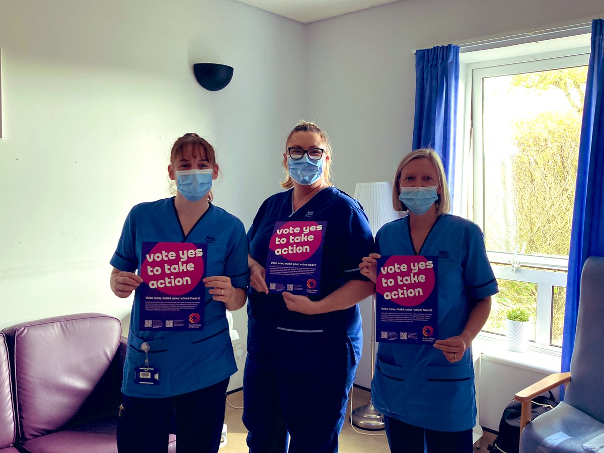 Our members in Lanarkshire saying yes to #DeliveraDecentDeal We’ve had a great afternoon at Wishaw General Hospital taking to members about the pay ballot. Remember to cast your vote and post👍