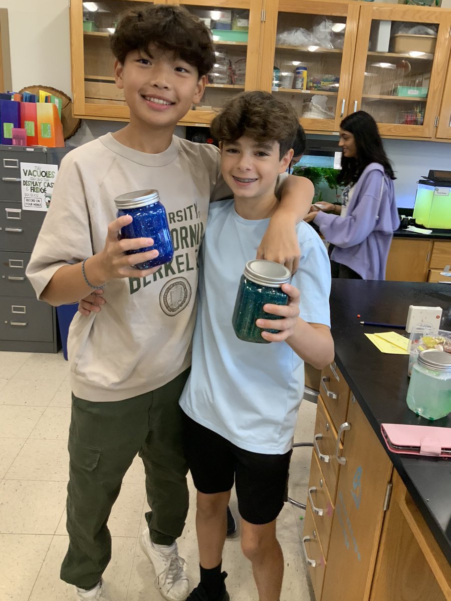 Mrs_Sforza's tweet photo. Living environment students created cell analogies in #cellbucks and made calming jar cell models. Thanks to our local @Starbucks for donating the cups. @klibertini2 @DaveCohenJHS @JerichoUFSD https://t.co/uIDFcxlaw9