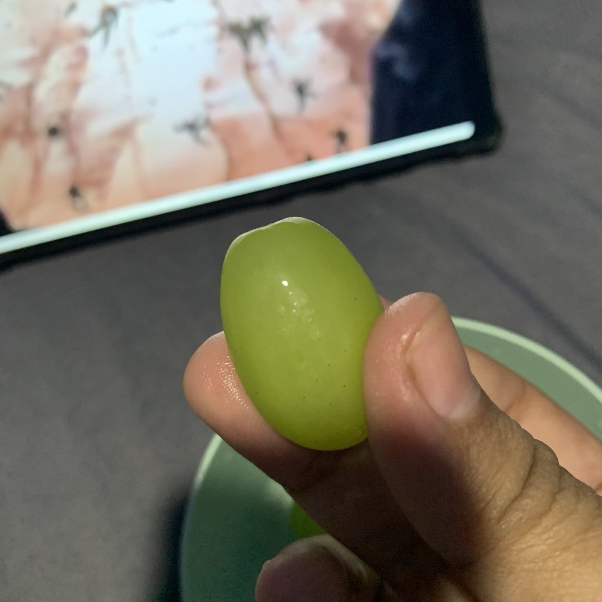 miiradewi's tweet photo. wajib banget buah tiap abis makan, kalo enggak ya kelarr 🫠 https://t.co/8nSygpD1i3