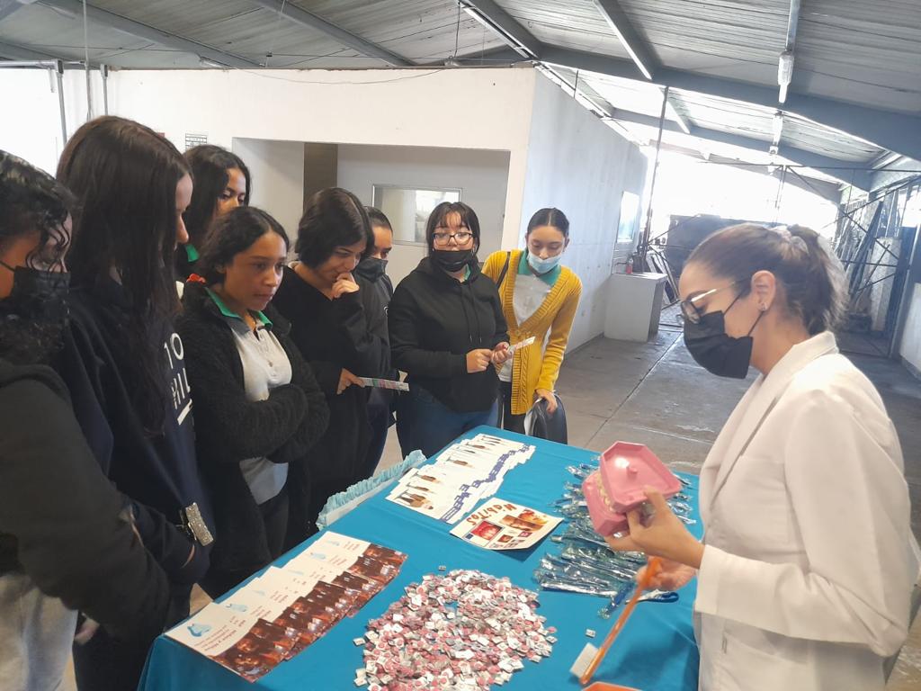 ConalepJal's tweet photo. La comunidad #CONALEP #Tamazula se suma a la Feria de la Salud, donde el objetivo es acercar los servicios de salud a la comunidad mediante acciones intensivas de prevención y promoción de la salud.🏥⚕️ https://t.co/HMwKI9nJ1q
