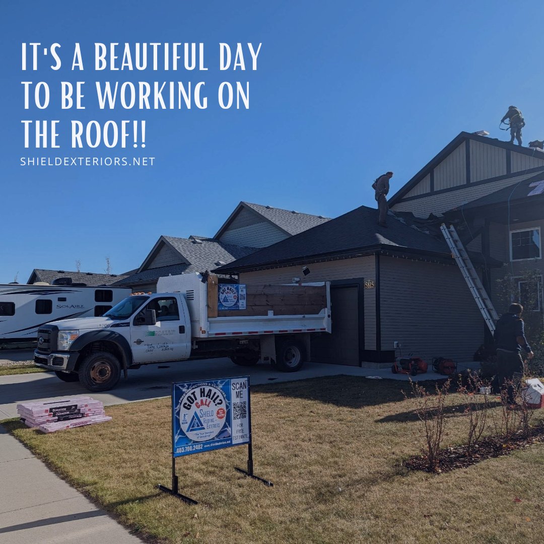 ExteriorsShield's tweet photo. Crews are working hard on these beautiful fall days!!
#workinghard #roofing #RoofingCompany #roofingcontractor #roofreplacement #roofexpert #fall https://t.co/T4o1zShabN