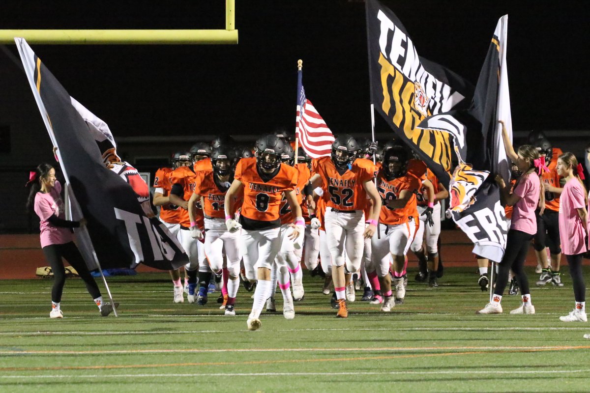 'Mr. Versatility': Tenafly Tiger Sam Powell makes the list!  Powell is a cornerback, backup safety, kicker, punter and punt returner. He has caught 13 passes for 258 yards and 3 TD and rushed for a score.

ow.ly/xAK050L9oXA 
#TeamTenafly #TenaflyPublicSchools <a href="/GoTigersTHS/">TENAFLY ATHLETICS</a>