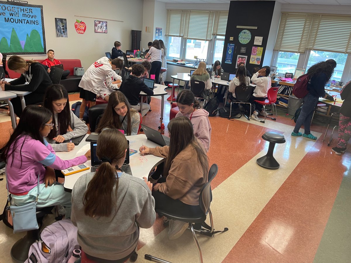 mrskalmath's tweet photo. Extra help is hopping during the 8th graders lunch period for their test tomorrow.  #WeArePlainedge https://t.co/c6i93rG7xH