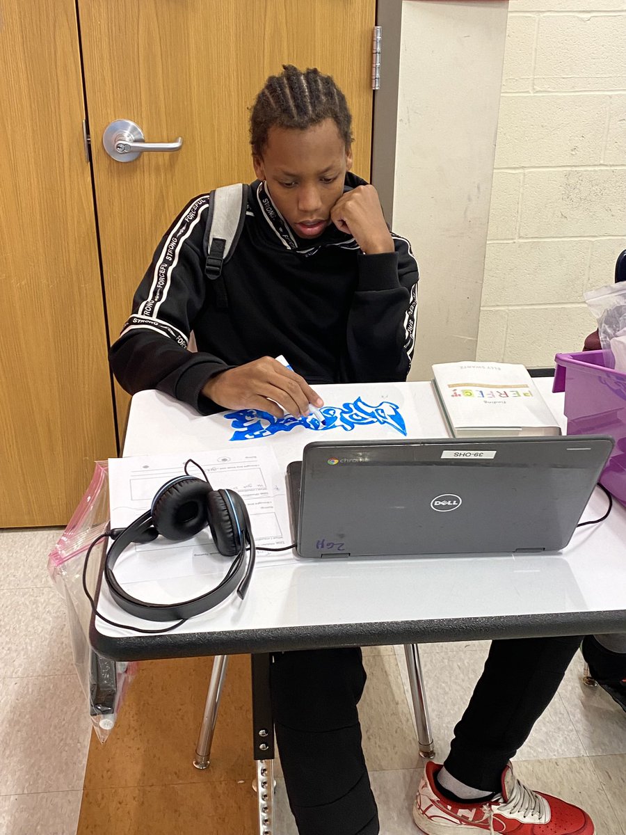 MrsClarkReads's tweet photo. Sometimes readers need time to cool down and chill out. Self care is not selfish! Every trip to the cool down area leads to more focused reading! #wearereaders @AMD_OPRIDE @MrsPimentelAMD @OssiningSchools @MsChaluisan https://t.co/aNUxqtrIjP