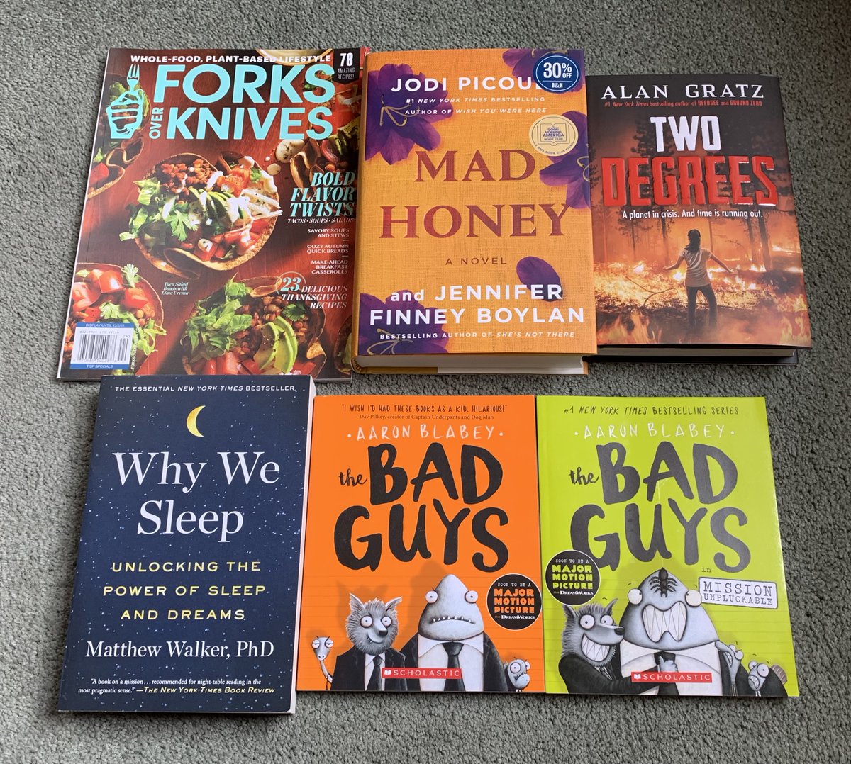LOL! Do my #book purchases serve as a personality test, psychoanalysis, or ?? @ForksOverKnives newest mag 4 #wfpb journey; #Maine collection-#JenniferFinneyBoylan newest (w/ assist from @jodipicoult 😉); @AlanGratz newest-❤️#mg; @sleepdiplomat😴 bk; #BADGUYS 4 grandboy's 👻🎃 bag