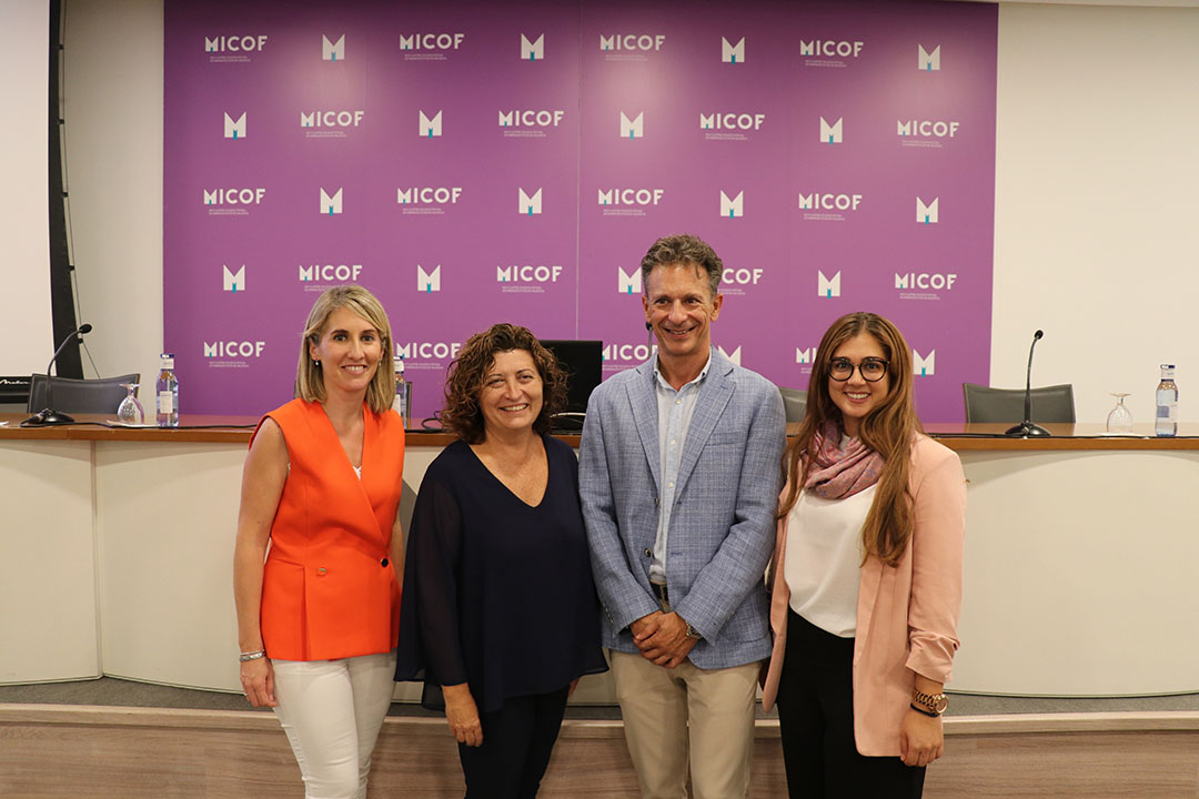 micofvlc's tweet photo. ✨ Esta tarde hemos organizado, en colaboración con Grünenthal Pharma SA, una conferencia sobre “Dolor Neuropático en Diabetes” impartida por la Dra. Lola López Alarcón, jefa de la Unidad del Dolor del @HGUVALENCIA. #XarxaPacients
🗞 Noticia completa: https://t.co/smHMqMNXqA https://t.co/d5vxlRvj7S