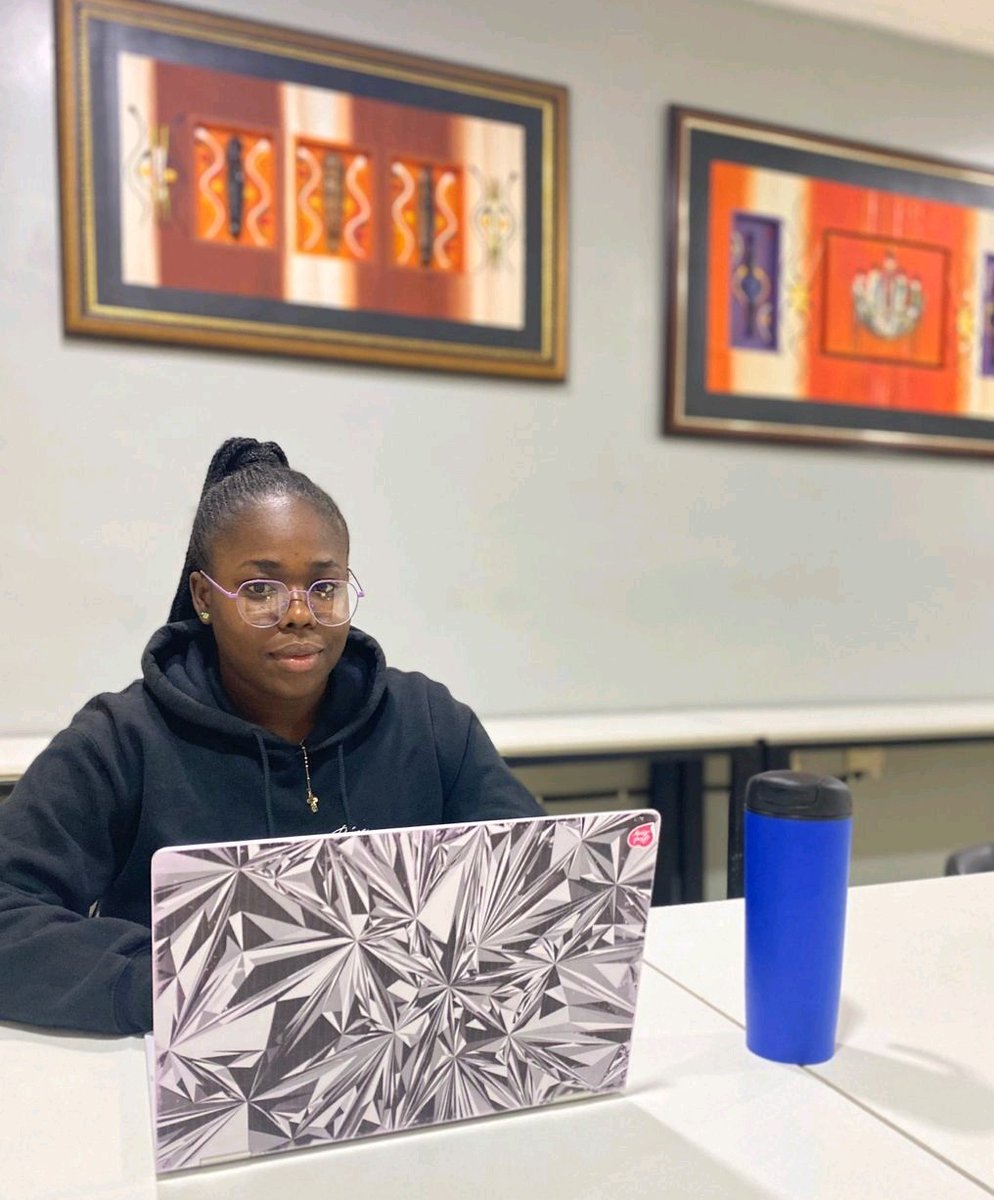 utiva_io's tweet image. Meet Valerie, our own tech sis 👩🏽‍💻 😎

Valerie joined the team as finance intern. 
 
She now works with the team as Operations Associate 🥳✨ 
That's our very own tech sis with interest in Product Design and Frontend Web Development. 
 
#Utiva #UtivaHumanOfTheWeek #HumansOfUtiva