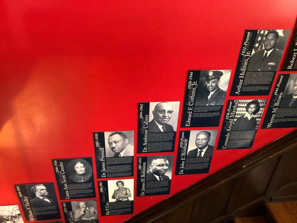 LoghavenAR's tweet photo. Loghaven offers optional weekly site visits in Knoxville for our residents. One of our favorite places to visit is the @TheBeckCenter and Archive Studio. The Beck Cultural Center is a non-profit where “Black history and culture are preserved, nurtured, taught and continued.” https://t.co/oi3Fm1FV7z