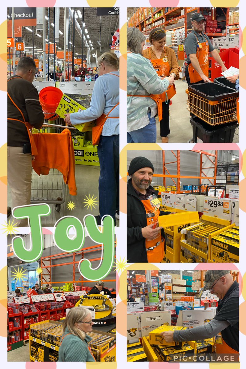 After the morning meeting, all of the openers went to the gift center and helped hardware MPS the new holiday set! It was much appreciated! #teamworkmakesthedreamswork #mps #spiderwrap