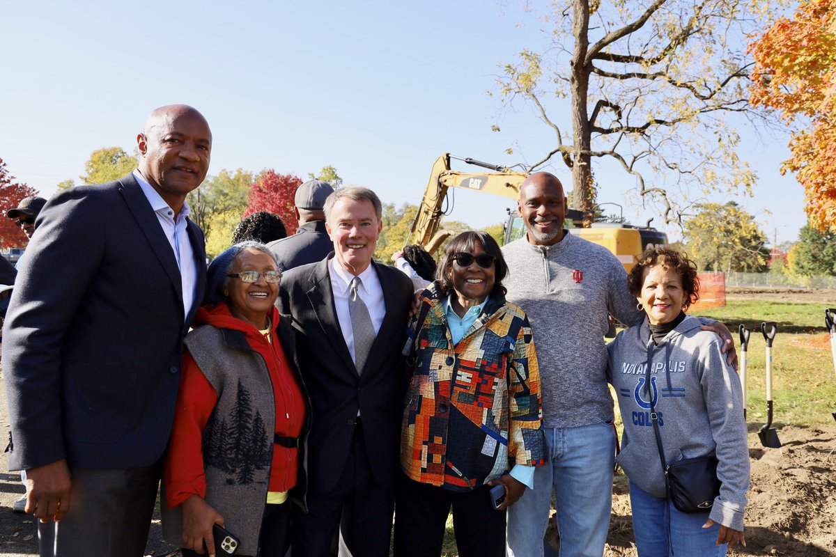I was thrilled to join <a href="/IndyParksandRec/">Indy Parks🌲</a>, <a href="/IndyCouncil/">Indianapolis City-County Council</a>, and the Martindale Brightwood community this morning to break ground on a new $20m family center at Frederick Douglass Park. This major upgrade is made possible by our Circle City Forward Initiative.