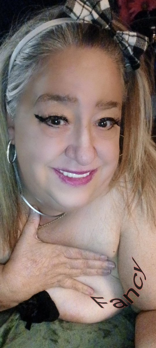 ImFancyXOX's tweet photo. RT #bbw #sexy #spoilme #curvy check me out https://t.co/guzP34Dm0V https://t.co/cLslDaQmyN