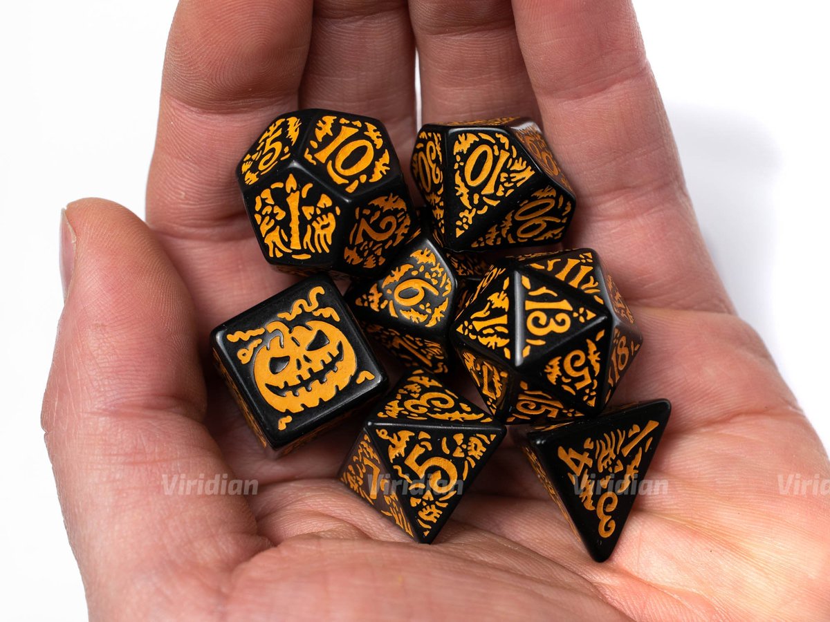 ViridianDice's tweet photo. 🎲 DICE GIVEAWAY: HALLOWEEN PUMPKIN 🎲 

How do you mend a broken jack-o-lantern? With a pumpkin patch 🎃🩹

TO ENTER:
1️⃣ RT this post
2️⃣ Follow @ViridianDice 
3️⃣ Tell us below what your favorite pumpkin carving has been 

US only! Pls have DMs open, winner selected Mon 10/17! https://t.co/BQMbI8XAPR