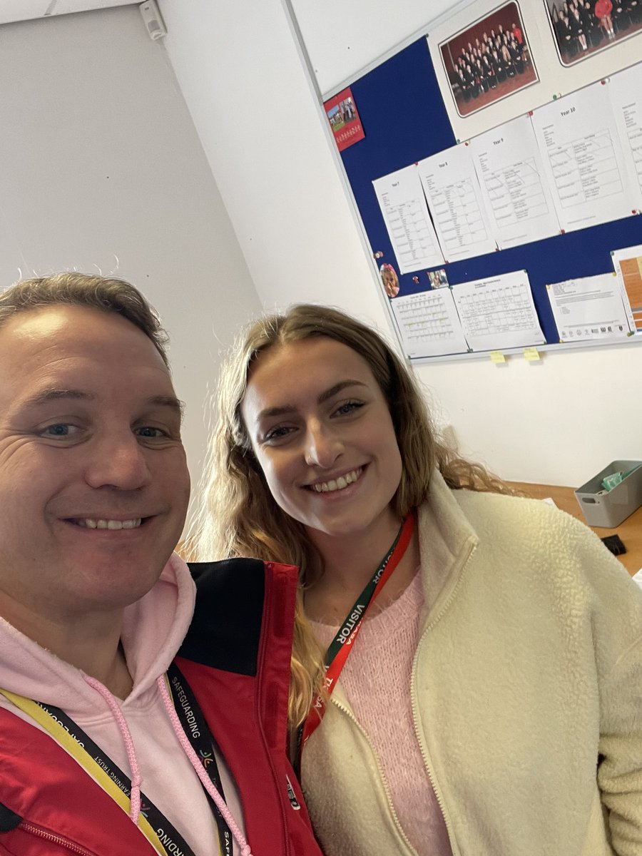 TKASMrShepherd's tweet photo. …and that was T1 done. 

Finishing on #PinkShirtThursday joined by our fabulous new Cover Supervisor @ellad0llery @Nigels73 @miss_probert @MissEWoodman1 @RichRuns 

#PinkShirtLunchWatch below
https://t.co/u7vowZ0nu7 https://t.co/BSGByFZG5f