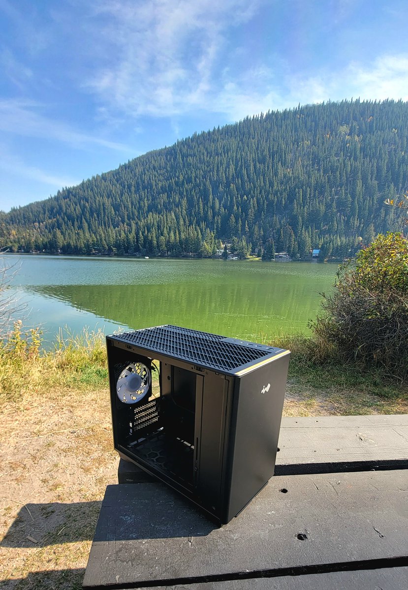 InWin's tweet image. Just a modder (#Tpbmods) and his #InWin A3 mATX chassis in nature. ❤ Pure tranquility.