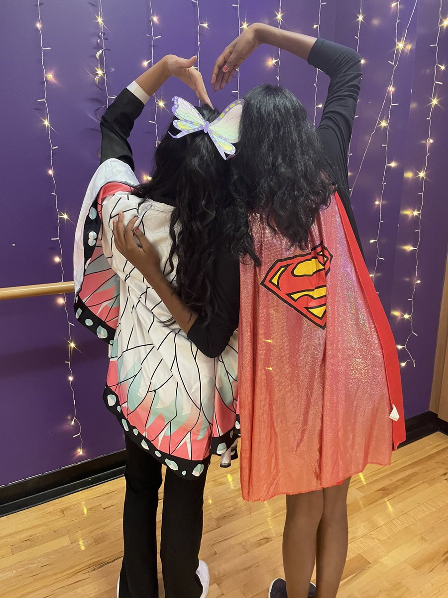 Loving IHS HOCO dress up days! #knights #ihs #ihsdance