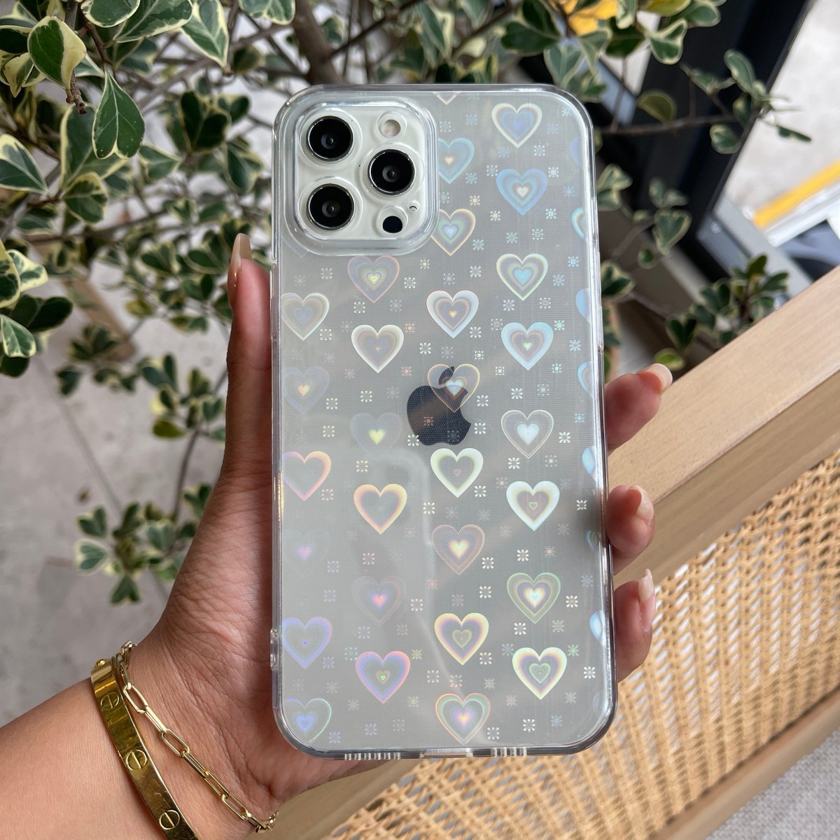 Such a beautiful case! 🥺
Laser Heart Case⁠
Available for all iPhones⁠, get yours now!⁠⁠⁠
⁠⁠⁠⁠⁠
Free Worldwide Shipping on all orders! 🌎⁣⁠⁠⁠
⁠
Get yours here: jellycases.com/products/laser…

#myiphone #jellycases #iphone14 ##iphone11 #iphone #iphonecase #heart #simple