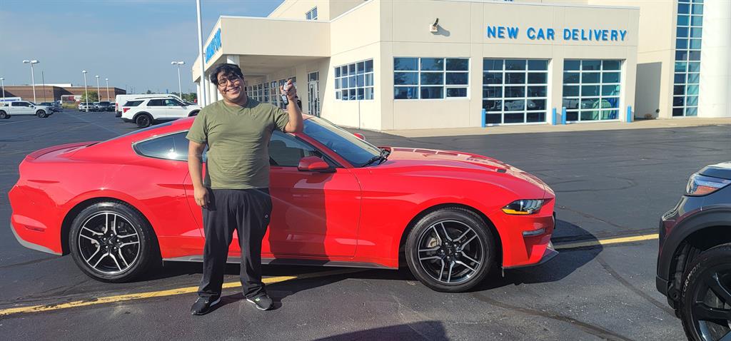 FordLandmark's tweet photo. Congratulations Jorge! #LandmarkFord #HappyCustomers https://t.co/8XIeZDE9mO