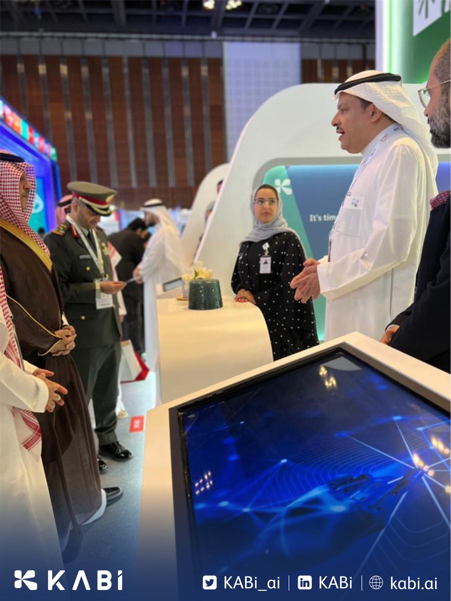 KABi_ai's tweet photo. تشرفنا بزيارة سعادة السفير السعودي في دولة الإمارات العربية المتحدة الأستاذ تركي بن عبدالله الدخيل @TurkiAldakhil ، لجناحنا في معرض جايتكس ومشاركة ما تقدمه كابي من حلول ابتكارية لاحداث ثورة في قطاع الموارد البشرية عبر تقنيات الذكاء الاصطناعي.

#AI #HRTech #GITEX #Vision2030 https://t.co/5B242eQaOR