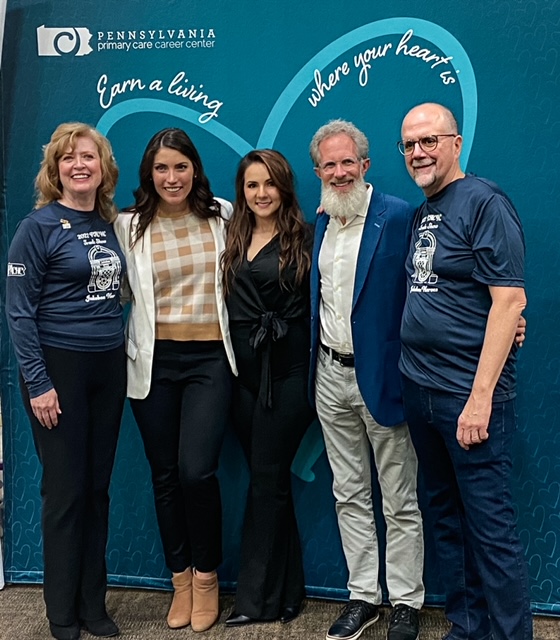gavin_evolve's tweet photo. Our work strives to inspire an emotive connection with target audiences, and this week our team launched the statewide Earn a Living Where Your Heart Is #talentrecruitment campaign with @PACareerCenter and @PACHC1, at their annual #PACHC 2022 Annual Conference. https://t.co/rk68QF0Jsd