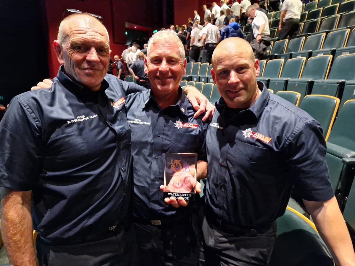 We did it, we got some glass! #UKRO2022  <a href="/AvonFireRescue/">Avon Fire & Rescue Service</a> #waterrescue #besthelm #hotpants #notjustfires