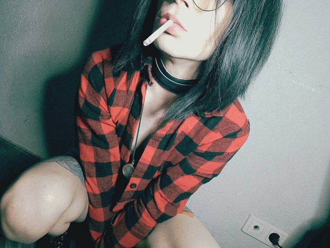 Like smoking girls? Buy cigs for me! or U would be happy for me to quit smoking? Spank me! In both cases<a href="/tag/chaturbate"class="tags"><span>&#35;chaturbate</span></a><a href="/tag/trans"class="tags"><span>&#35;trans</span></a>