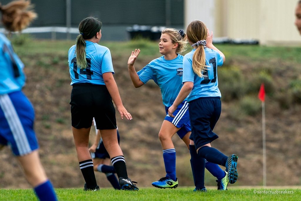 santacruzutdfc's tweet photo. π FT: Santa Cruz Breakers 6 - 1 @SCCitySoccer (2012G)
#santacruzbreakers #norcalpremier #npl #soccer #youthsoccer #aptostide #girlssoccer #santacruz #santacruzcounty #soccergame #soccerderby #win https://t.co/IsPQxGvZ10