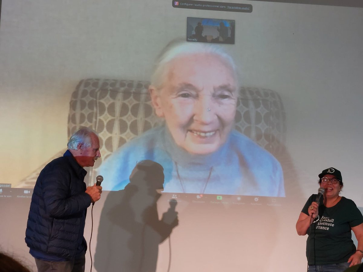 Jane Goodall France (@janegoodallfr) on Twitter photo 🌿🌿 Week-end : « Le réveil des forces sauvages »
🐵🌳🌱Conférence exceptionnelle du Dr. Jane Goodall en vidéo et en direct, cet après-midi à la Fondation @GoodPlanet_
#janegoodall <a href="/Yann_A_B/">Yann Arthus-Bertrand</a> 🌿🌿 Week-end : « Le réveil des forces sauvages »
🐵🌳🌱Conférence exceptionnelle du Dr. Jane Goodall en vidéo et en direct, cet après-midi à la Fondation @GoodPlanet_
#janegoodall <a href="/Yann_A_B/">Yann Arthus-Bertrand</a>