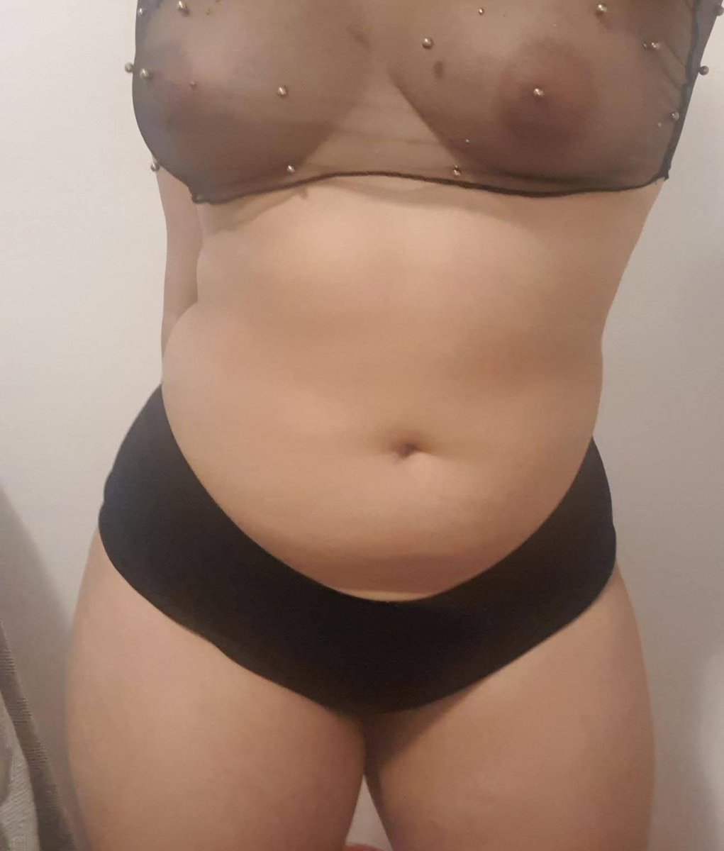 AdelaColombi's tweet photo. para que nunca se pierda la costumbre 💋 https://t.co/hmmy06J3f4