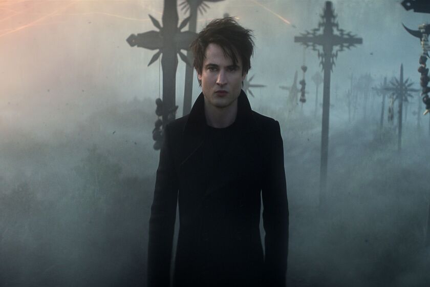 SemetraRhodes's tweet photo. Random Horror 
#NowWatching 'THE SANDMAN' via Netflix, of course
[title randomly generated by the keyword: Vertigo Comics] 🎃⏳🎃

#Spooktober #31DaysofHorror #RandomHorror #TheSandman https://t.co/lGgbirs9py