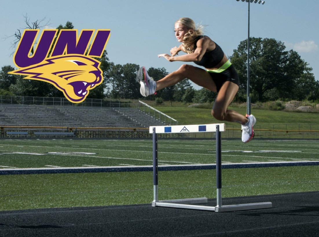 emmarnold22's tweet photo. Beyond blessed to announce my commitment to the University of Northern Iowa to continue my academic and track career. Thank you to my family, friends and coaches who have supported me. Excited for this next journey💜💛 #GoPanthers @CoachPaulsen @UNITrackFieldXC https://t.co/xGVBdaVPlf