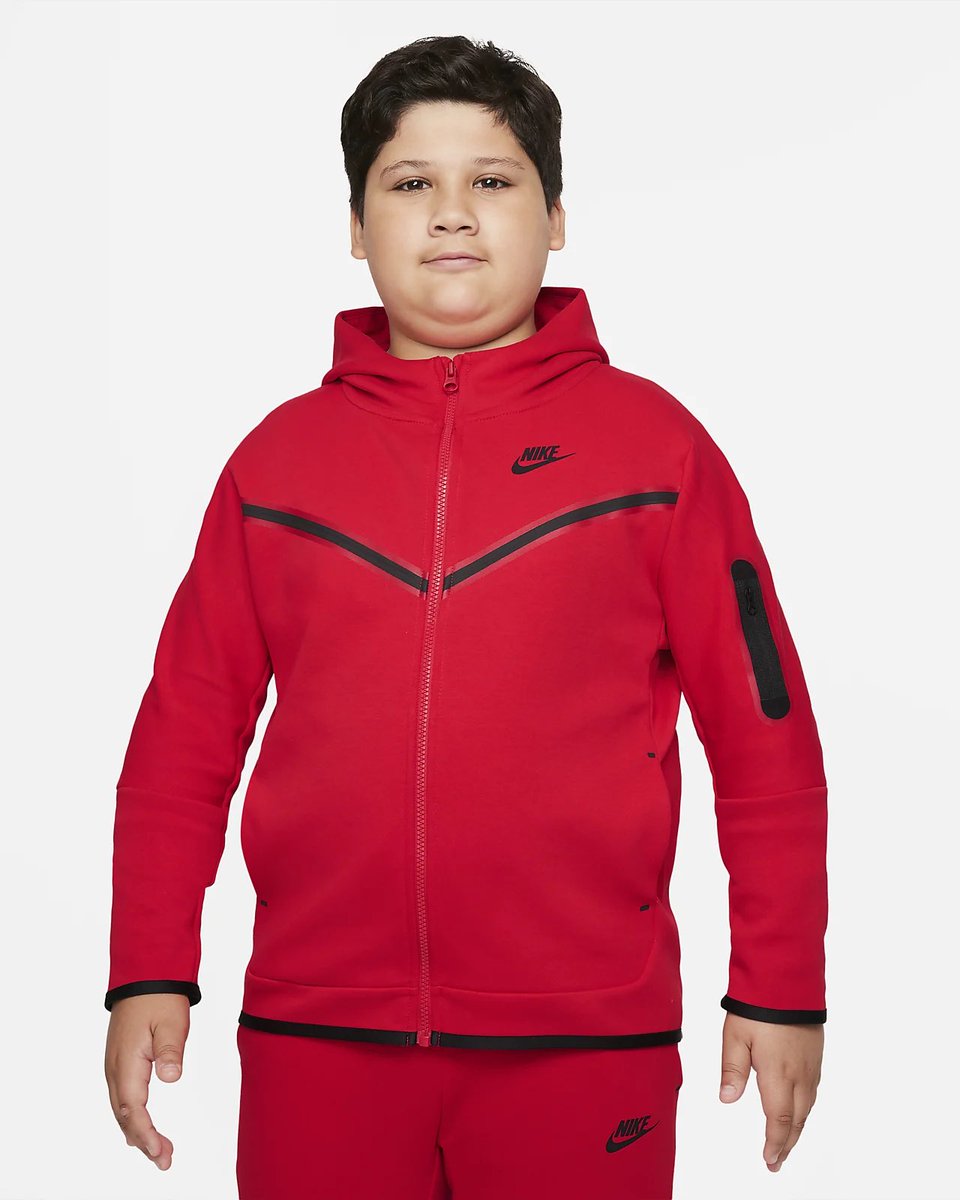 CubbyKamikaze's tweet photo. Ice spice: “I like a nigga in Nike Tech”
Kai Cenat: https://t.co/gNYScbszyE