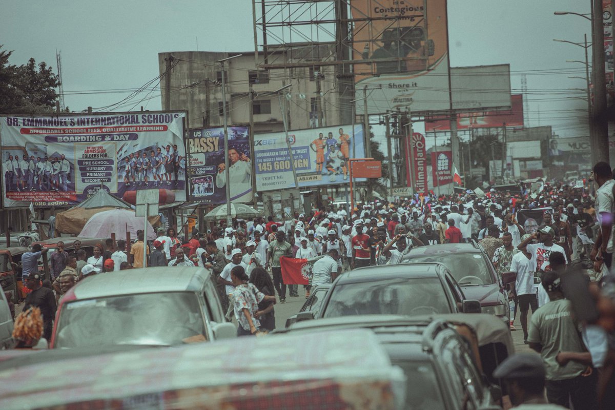 Agunwajr's tweet photo. Aha is fully obidient
#cityboy #aba #LagosRally #Rinu #PeterObiForPresident #ObidientLagosRally #Obidently @drpenking @NgLabour https://t.co/foPQTGiwud