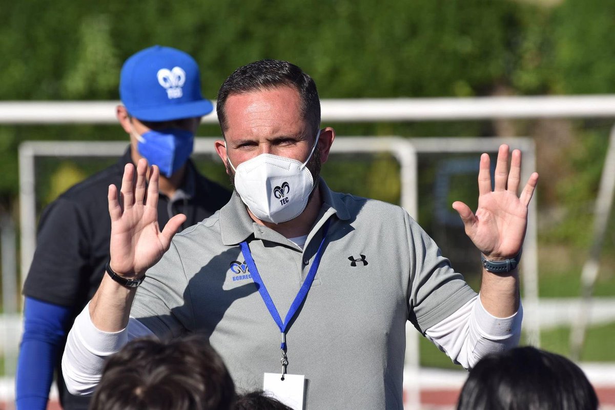 Vuelve Óscar López,  perros que olfatean dentro de las bolsas únicamente del lado de Pumas, se hizo su ceremonia de aplausos antes del partido y al final al igual que en el CEM, no dejaron salir a los jugadores con sus familias los mandaron por la puerta del CCM  <a href="/TECcampusMTY/">TEC Campus Monterrey</a>