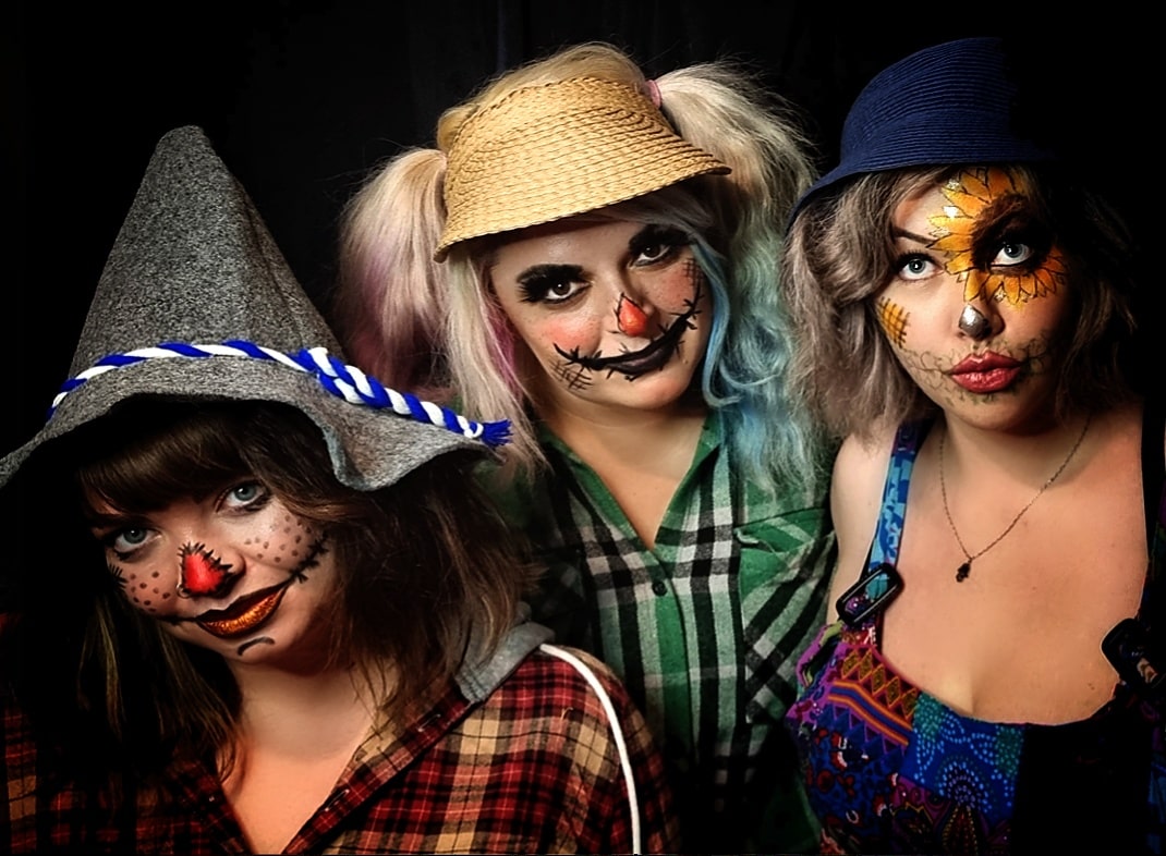 DolllyDolllar's tweet photo. Day One of @DailyCosplaynet 31 Days of Cosplayween Challenge is Scarecrow #dailycosplaynetoween #Halloween https://t.co/h9UgWSZy5f
