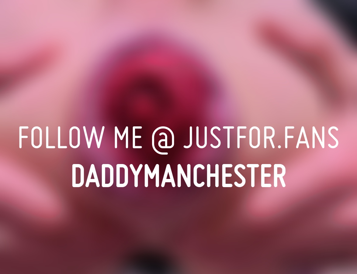 DaddyManchester's tweet photo. Daddy loves roses...

See this and more at:
https://t.co/sJqMQ8FYFZ https://t.co/aIYA0EAfVA