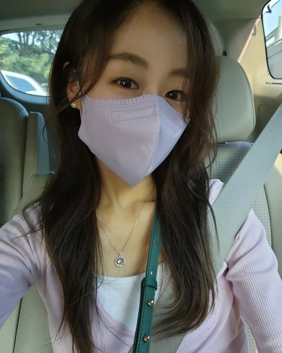 geulyz's tweet photo. 220930 #Lovelyz #LEESUJEONG INSTAGRAM
Don't miss #MrRadio #RelatablebyGeneration #MZLab at 5 PM later ! 😍💗 https://t.co/86S1PNqQQI