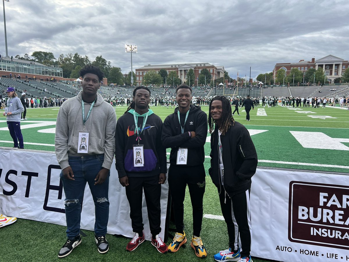 Gameday visit to <a href="/unccharlotte/">UNC Charlotte</a> <a href="/MalcolmCochra17/">Malcolm “Malc” 〽️3️⃣</a> <a href="/ynw_drew/">Drew</a> <a href="/_kellenmcduffie/">Kellen McDuffie</a> <a href="/Alonzoj97064708/">Alonzo jones</a> @CoachSplintaQ